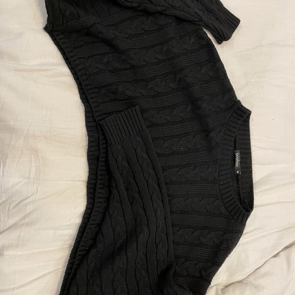 Cropped sweater